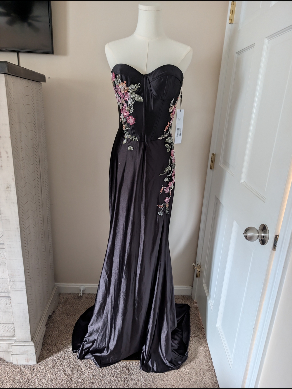 NWT Jovani 48371 Black Beaded Floral Corset Satin Prom Formal Gown Dress 8